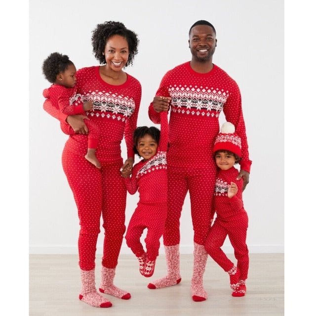 Family Christmas Pajamas Set Red Casual Loose Matching Xmas Pjs For Family Mother Father Daughter Son Sleepwear Home Wear